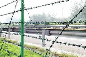 Barbed Wire In Punjabi Bagh